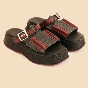 NWT Farm Rio Black Platform Mules